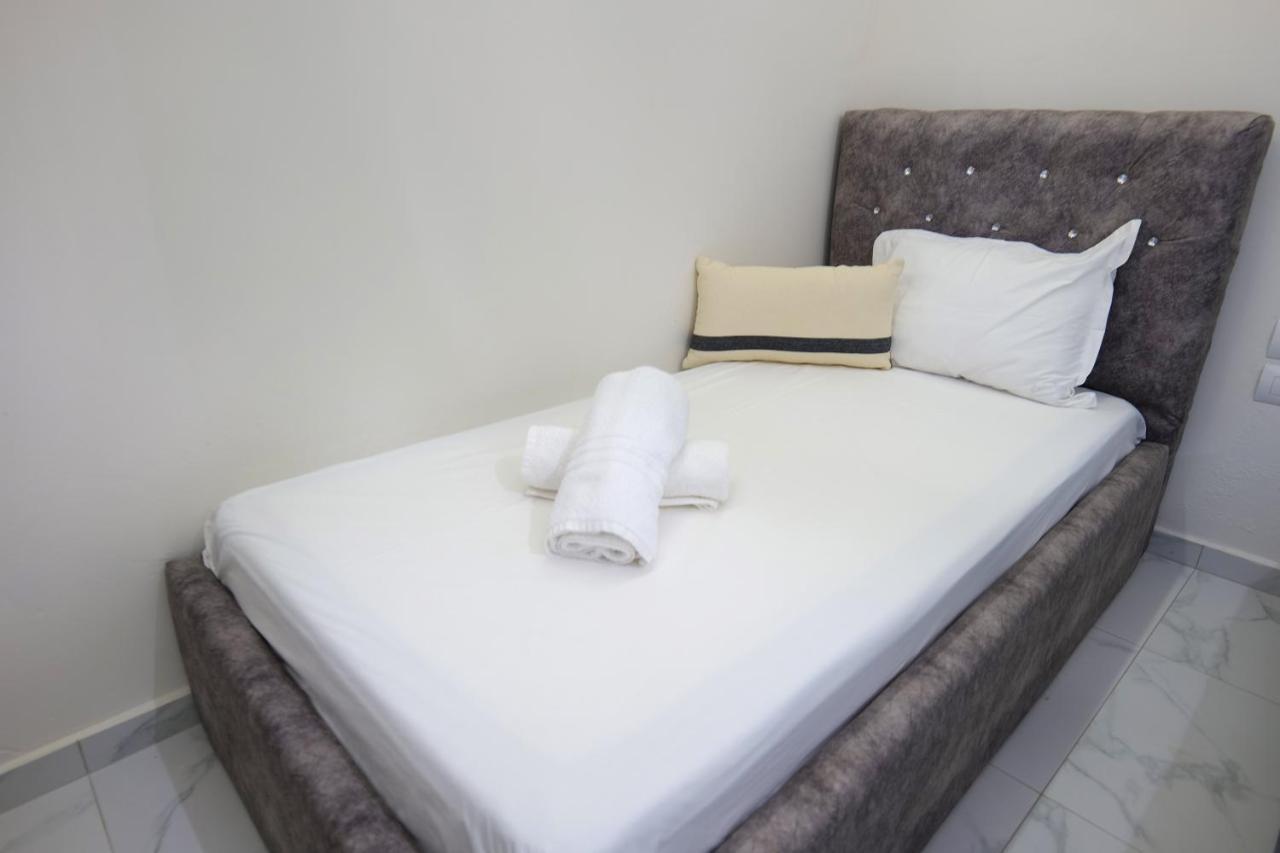 Vila Kleopatra Sarandë Exterior foto