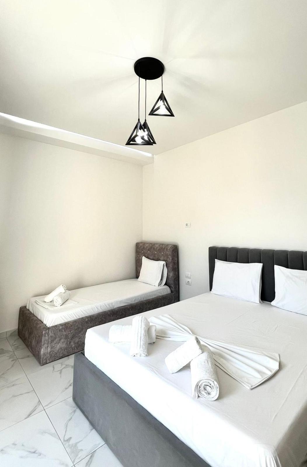 Vila Kleopatra Sarandë Exterior foto