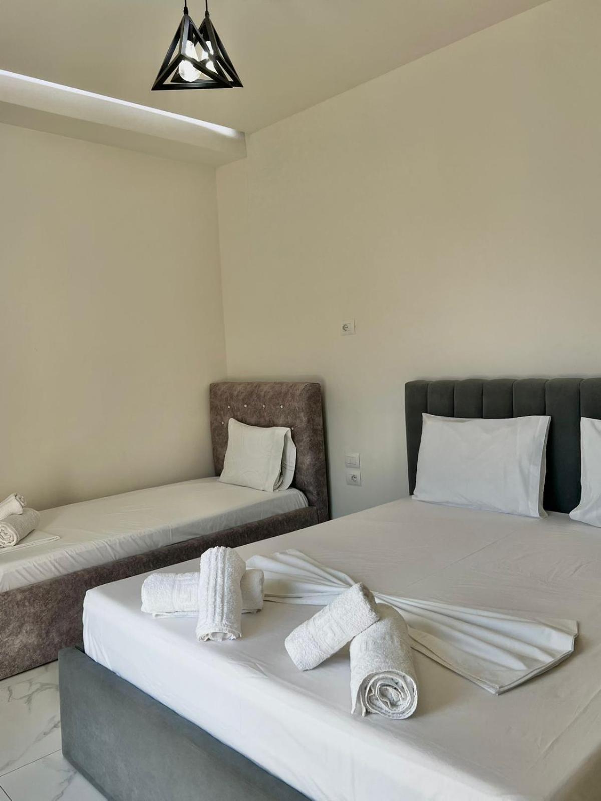 Vila Kleopatra Sarandë Exterior foto